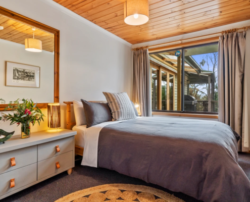 Mandala Rest and Retreat - Queen Bedroom Details